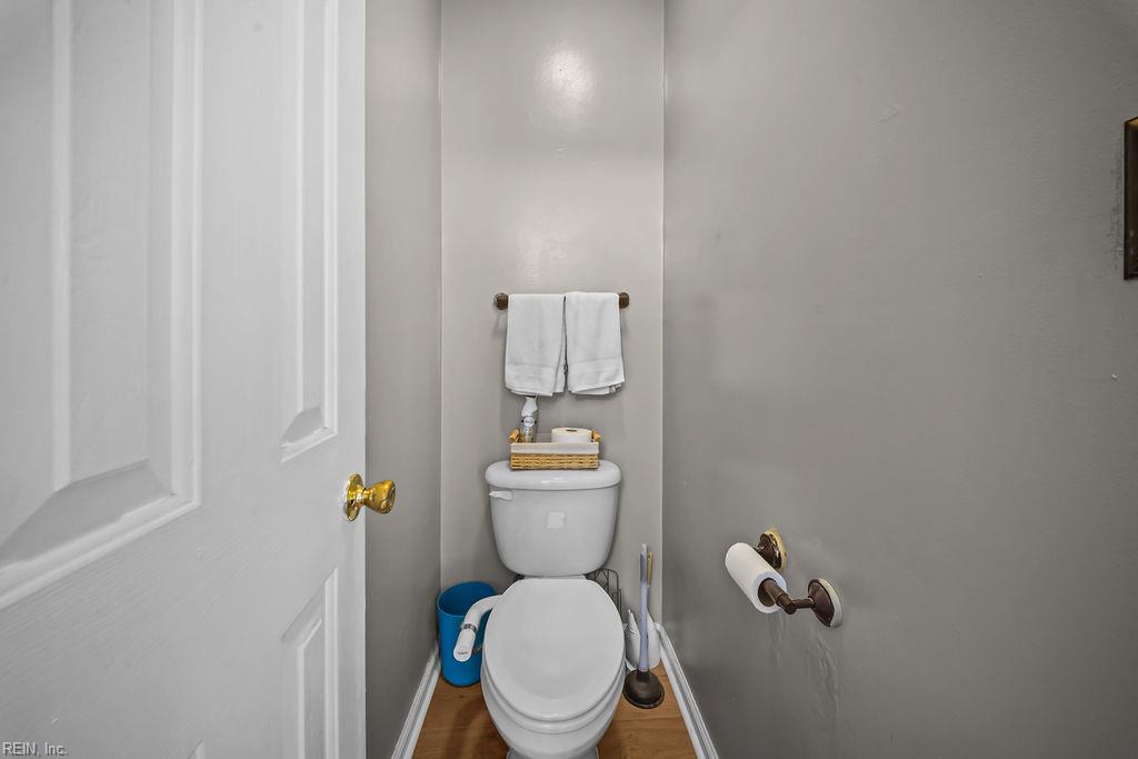 722 Thayor St Property Photo 14