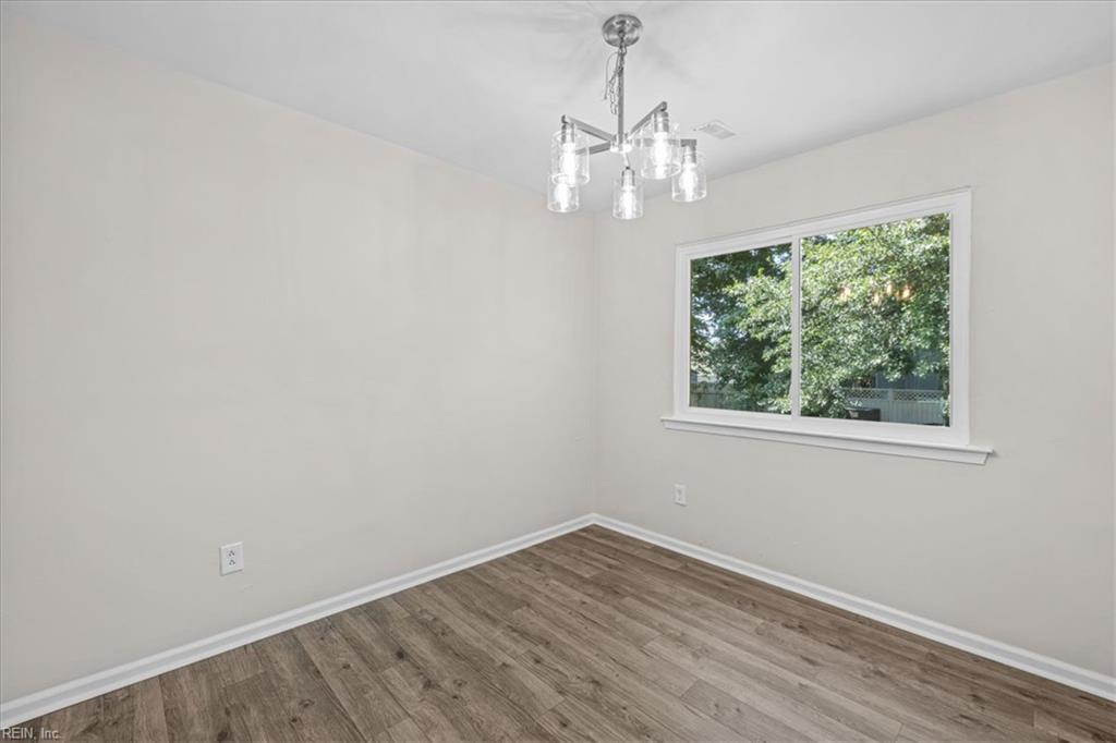 3791 Towne Point Rd Property Photo 12