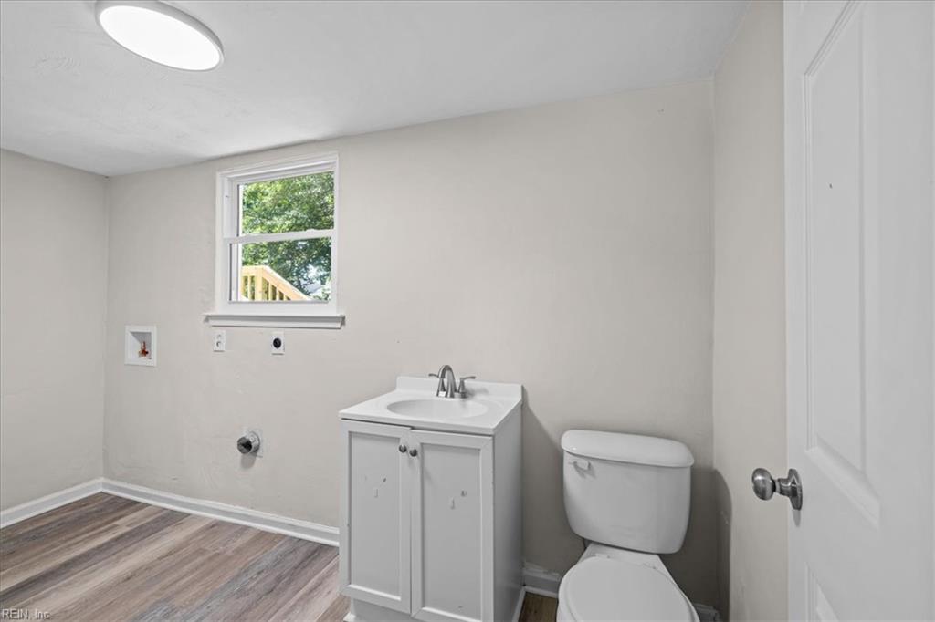 3791 Towne Point Rd Property Photo 19