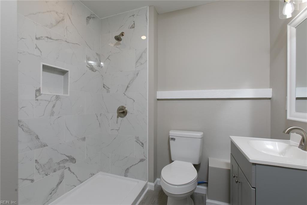 715 Briarfield Rd Property Photo 23
