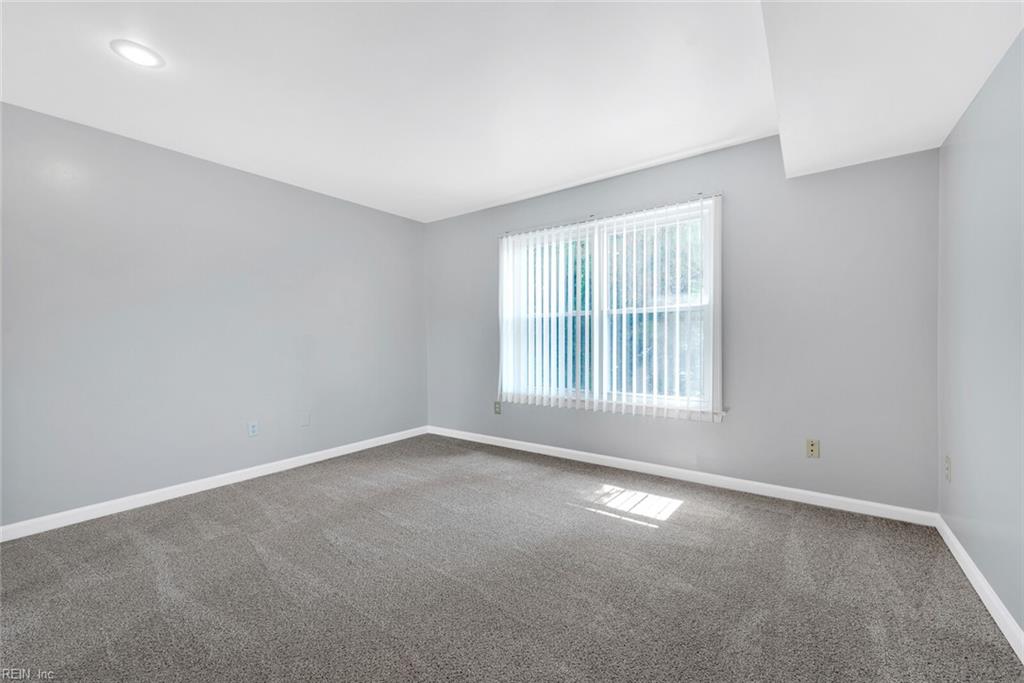 102 Lantana Ln Property Photo 5