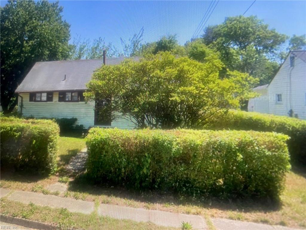 110 Chatham Ter Property Photo 1