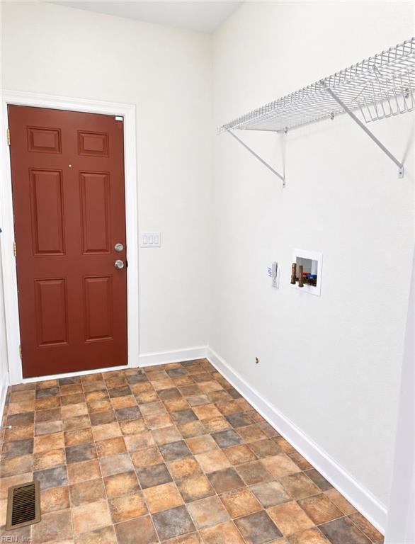 2210 Chestnut St Property Photo 10