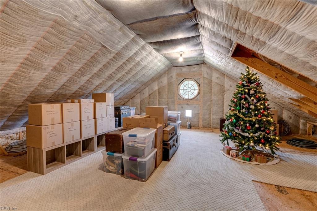 200 River Don Property Photo 36