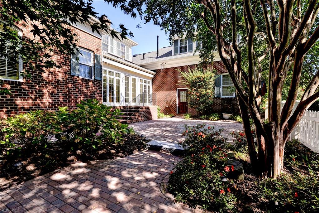 200 River Don Property Photo 43