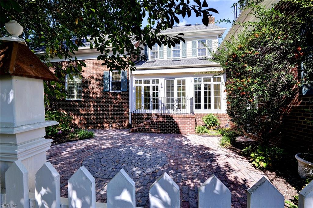 200 River Don Property Photo 47