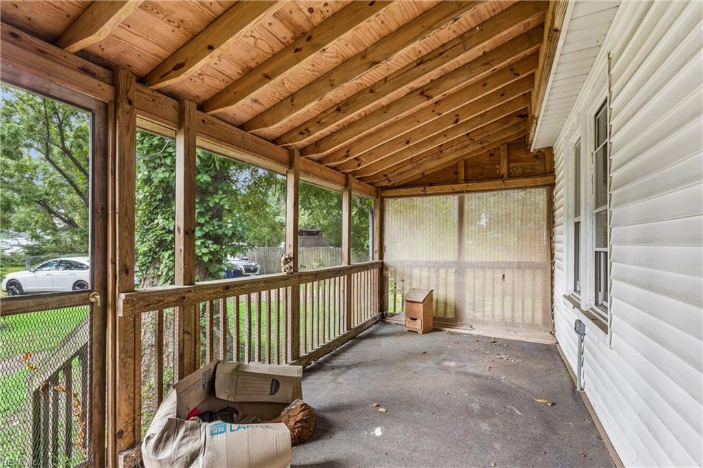 16 Old Fox Hill Rd Property Photo 32
