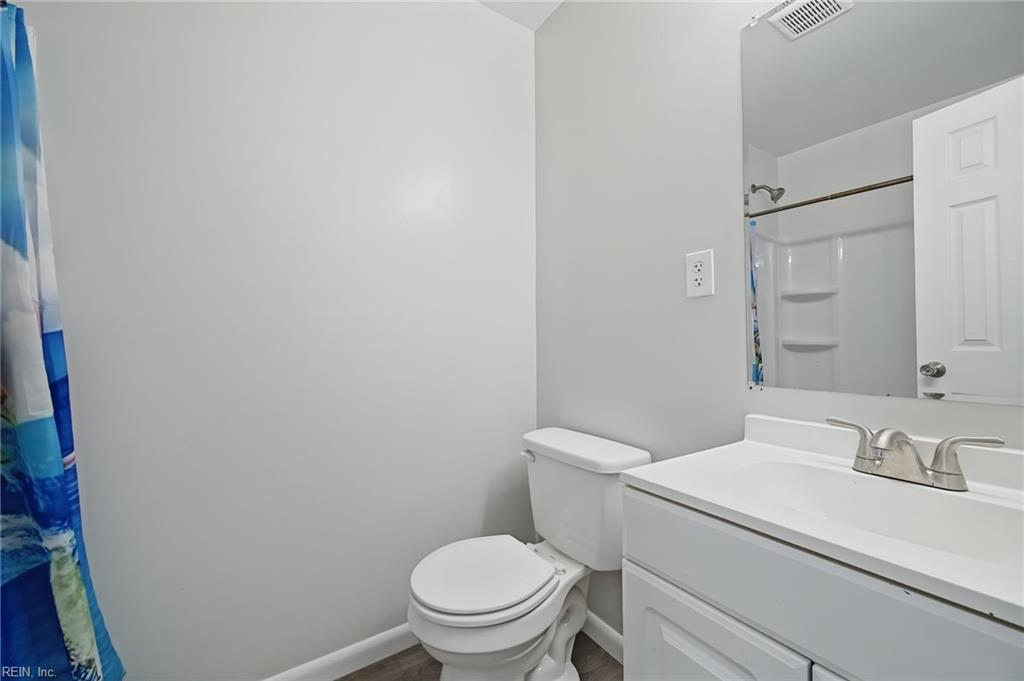 110 Bayhaven Dr Property Photo 17