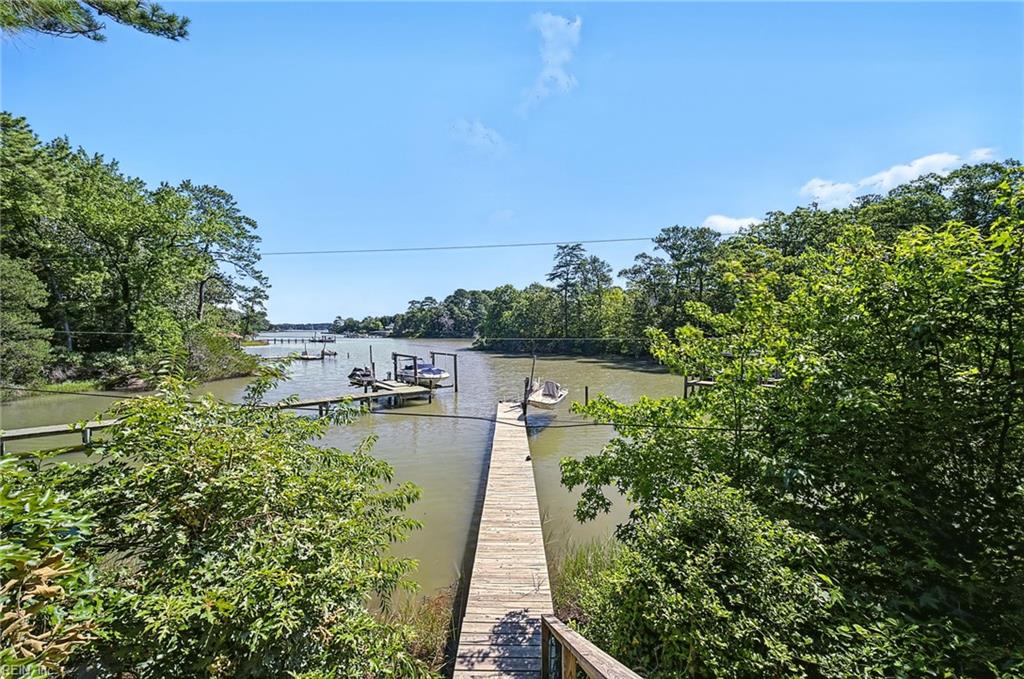 1360 Little Neck Rd Property Photo 21