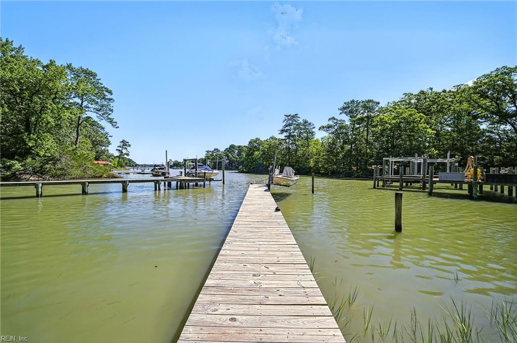 1360 Little Neck Rd Property Photo 30