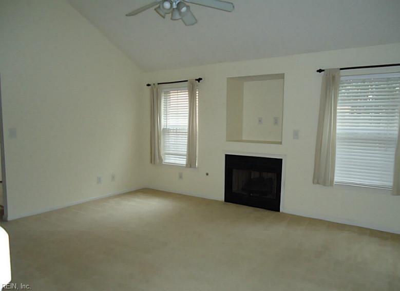 2302 Westgate Cir Property Photo 5