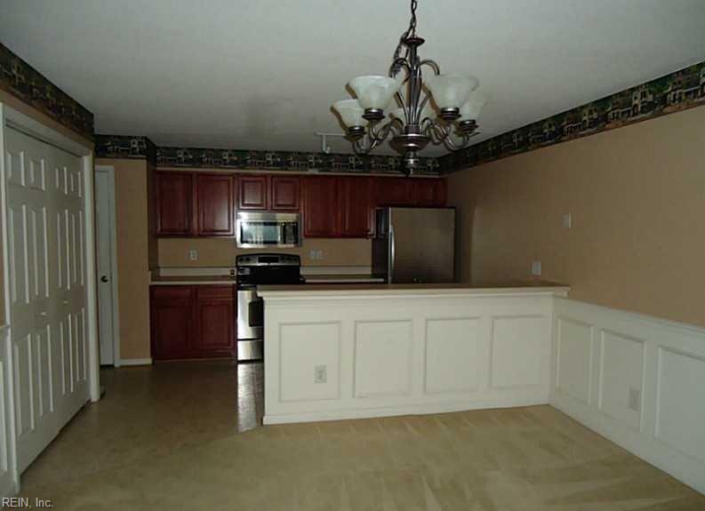 2302 Westgate Cir Property Photo 7