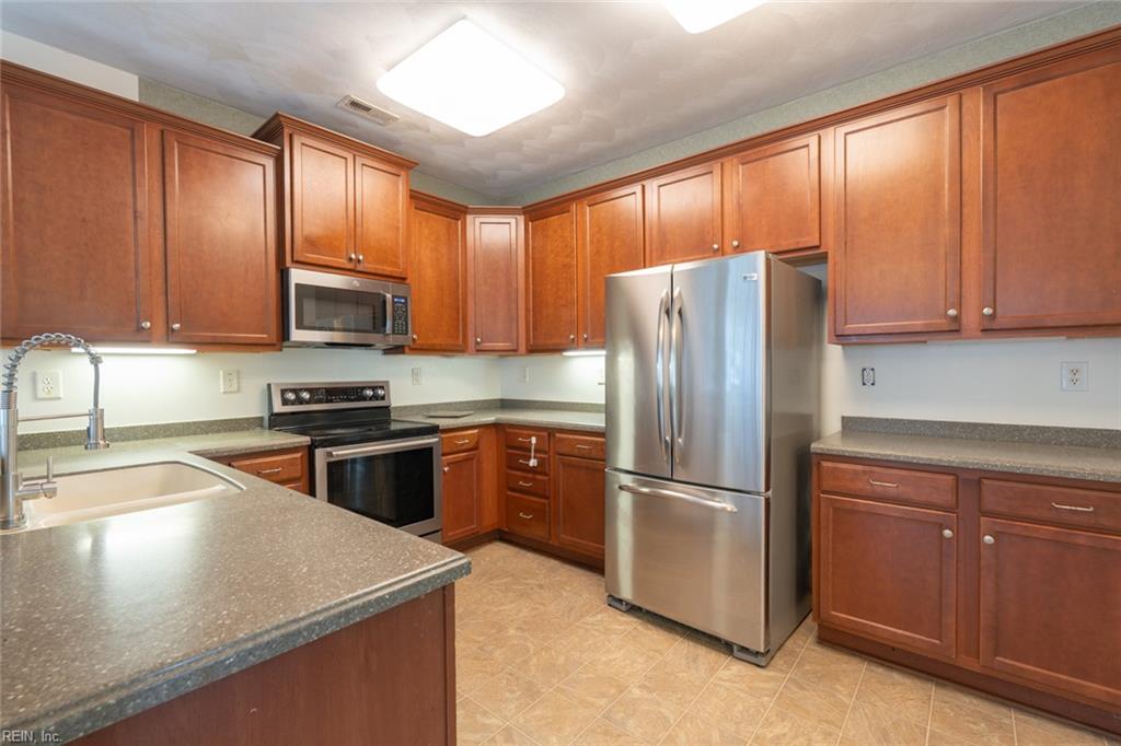 5111 Moreland St Property Photo 3