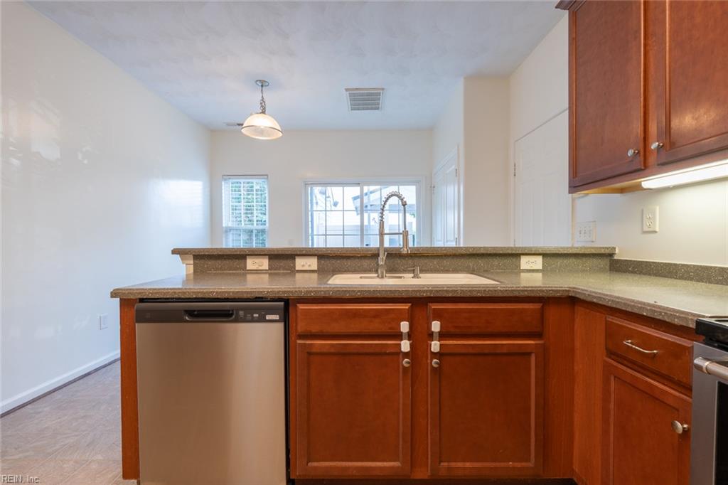5111 Moreland St Property Photo 5