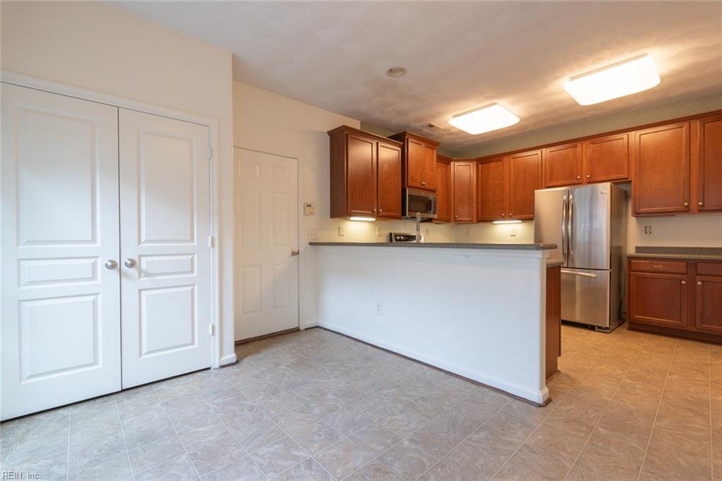 5111 Moreland St Property Photo 8