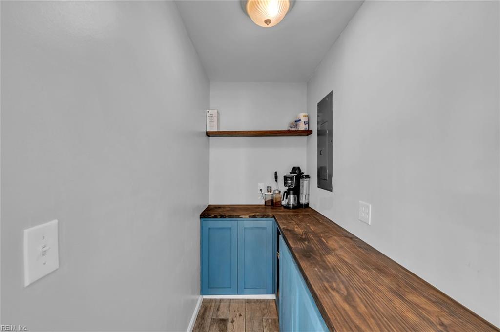 1700 Dandy Loop Rd Property Photo 14