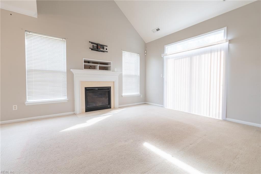 4022 Holston Ct Property Photo 2