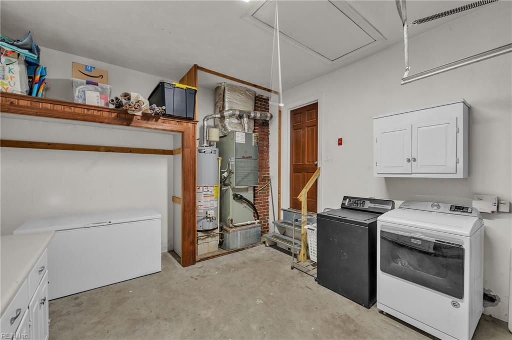 4216 Genoa Cres Property Photo 22