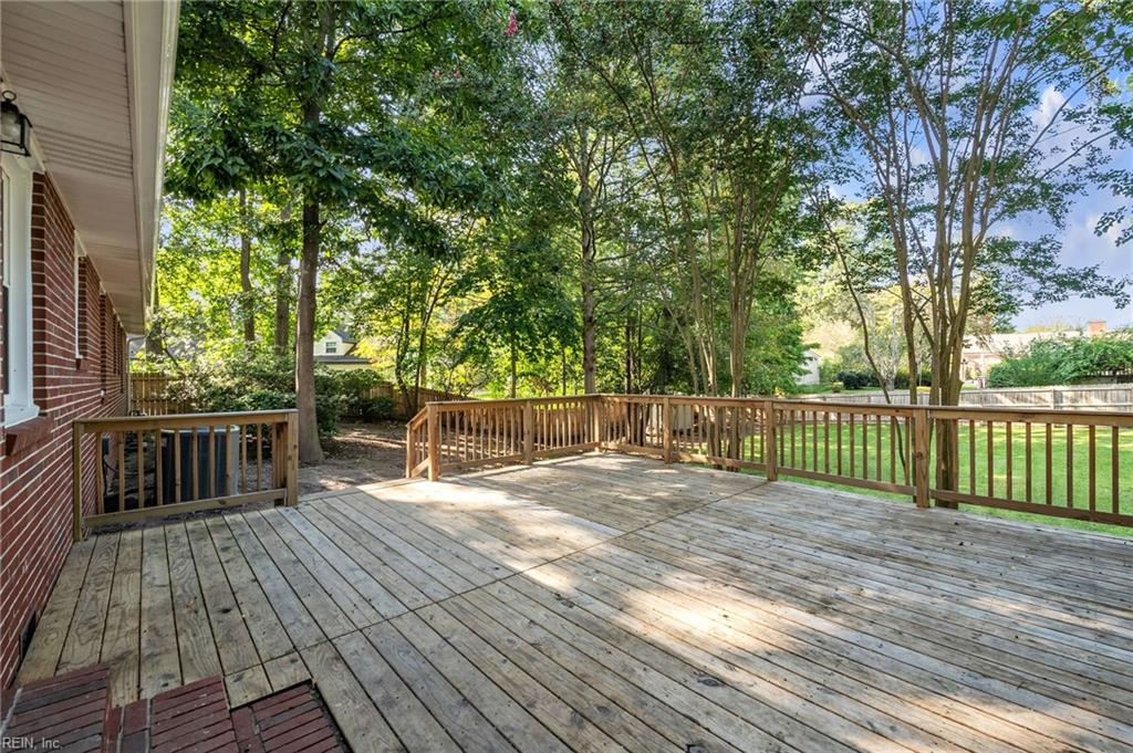 4216 Genoa Cres Property Photo 25