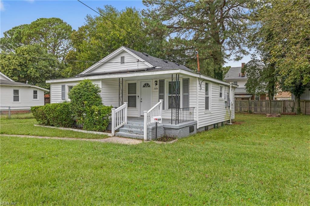 1084 Hugo ST Property Photo 1