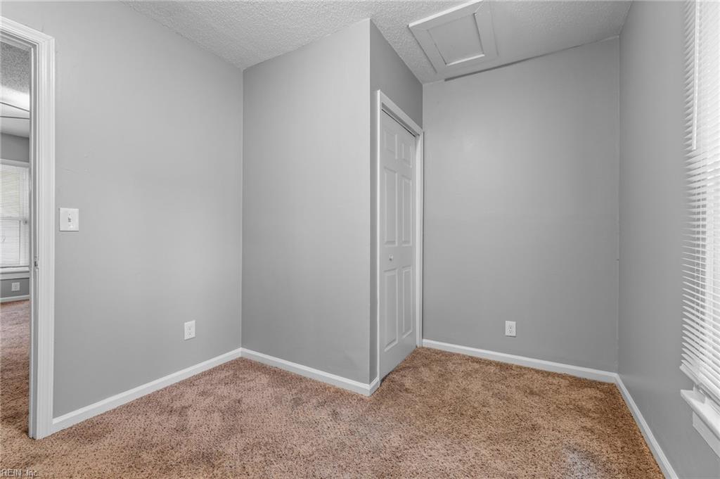 1084 Hugo St Property Photo 15