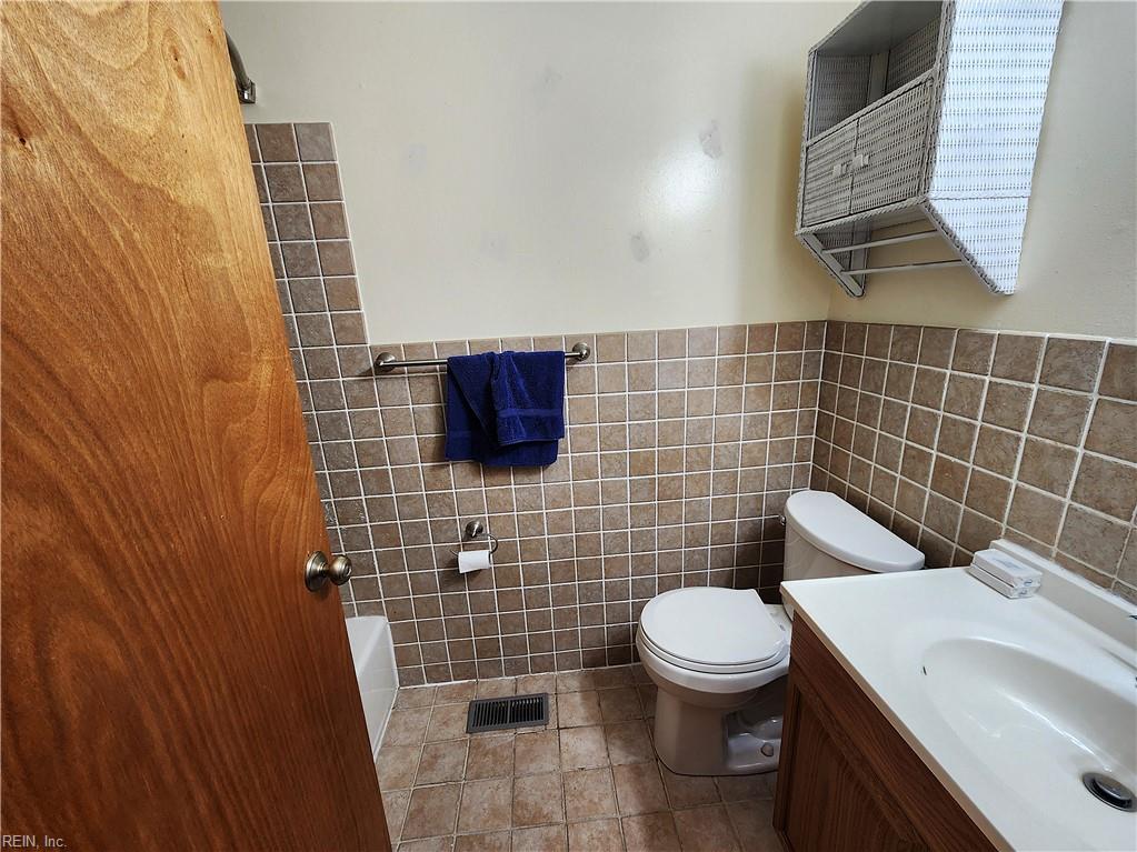 884 Elder Rd Property Photo 8