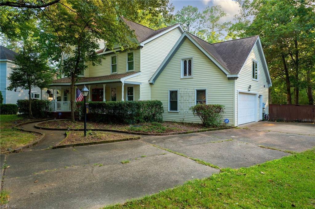 302 Honey Locust Way Property Photo 3