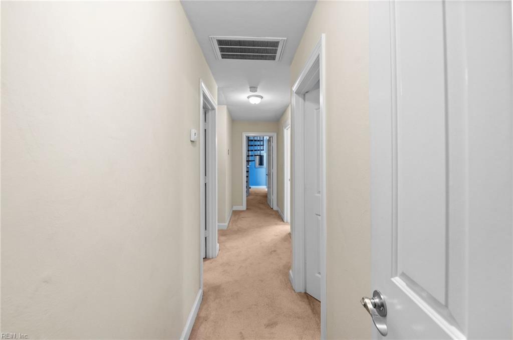 302 Honey Locust Way Way Property Photo 18