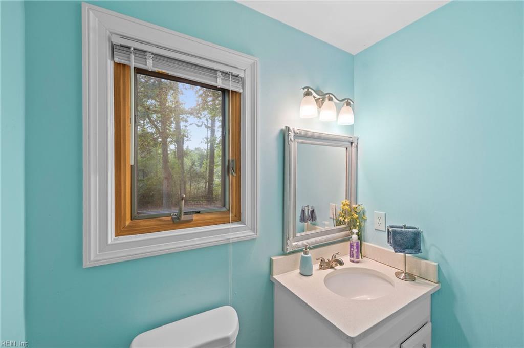 302 Honey Locust Way Way Property Photo 20