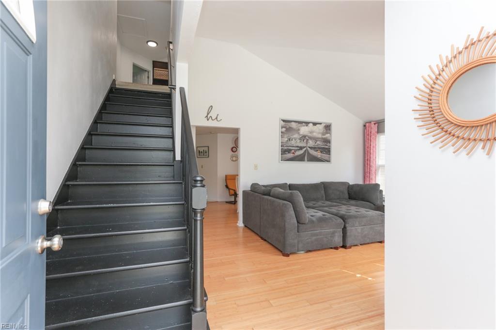 1006 Bland St Property Photo 6