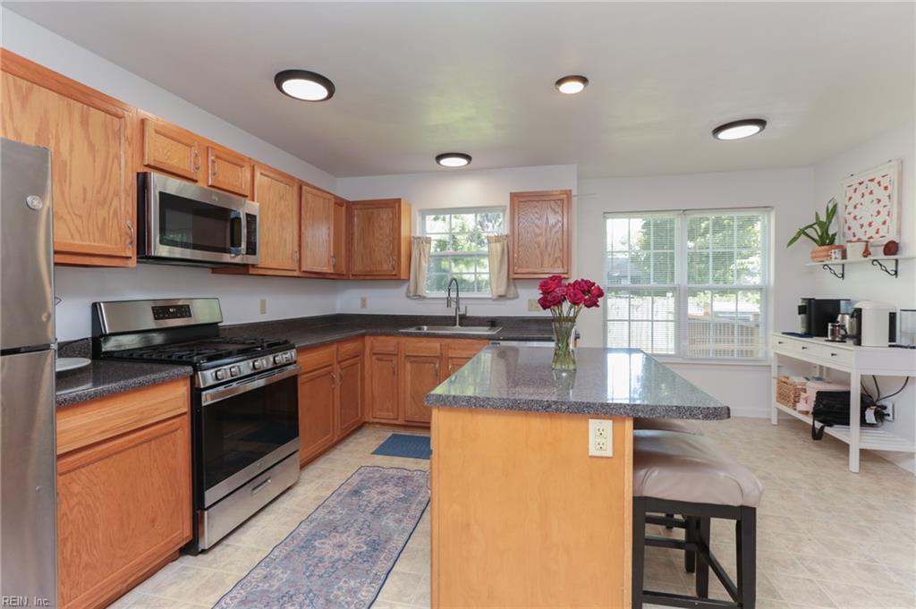 1006 Bland St Property Photo 15