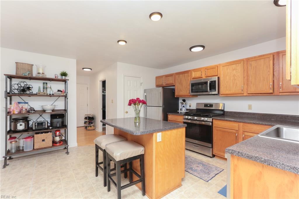 1006 Bland St Property Photo 18