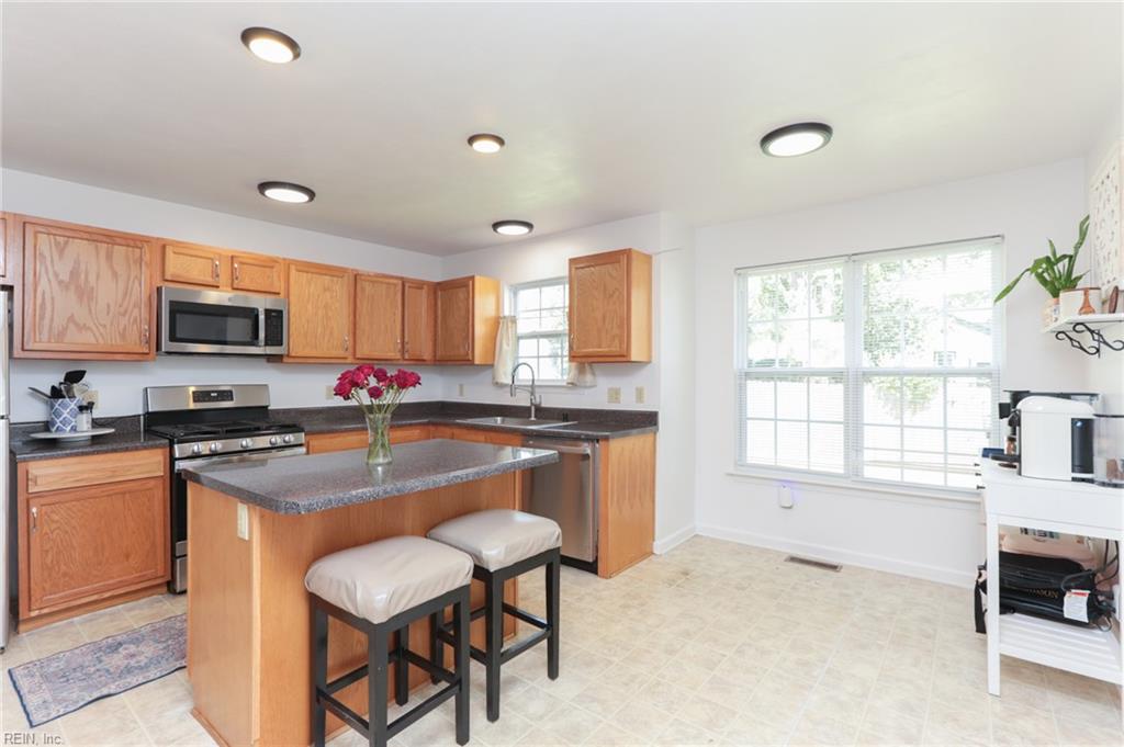 1006 Bland St Property Photo 19