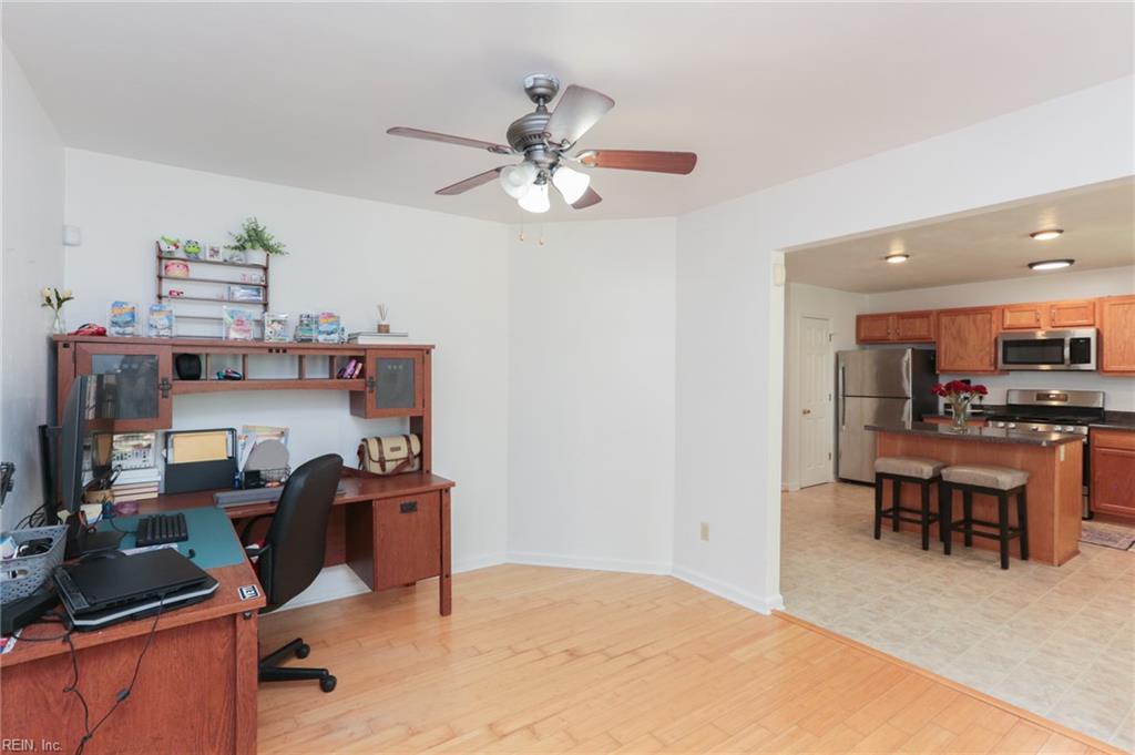 1006 Bland St Property Photo 23