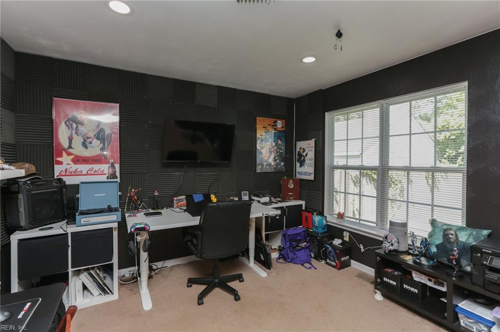 1006 Bland St Property Photo 26