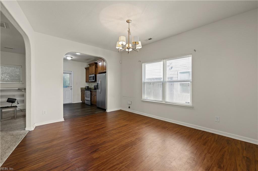 1118 Commerce Ave Property Photo 7