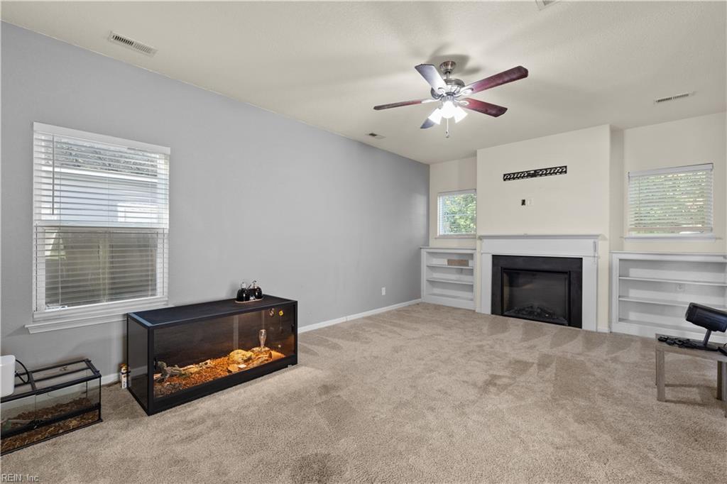 1118 Commerce Ave Property Photo 12