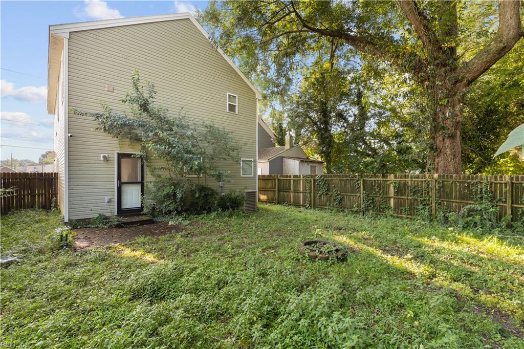 1118 Commerce Ave Property Photo 29