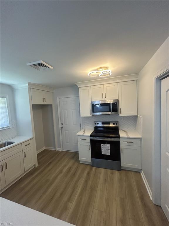 1205 Aaron Ct Property Photo 5