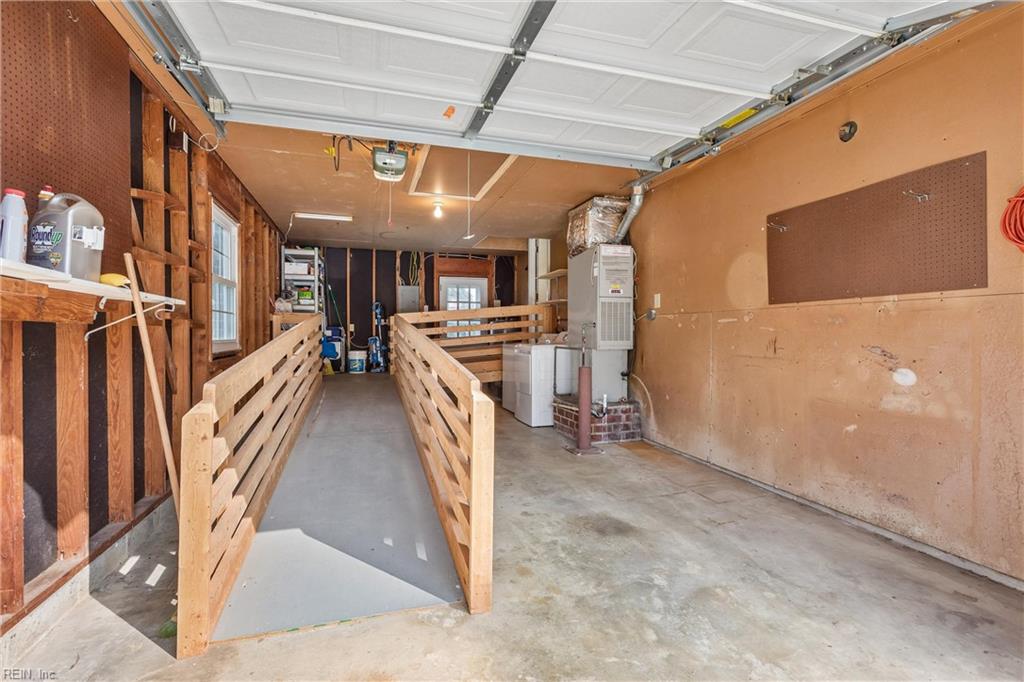 476 Dunmore Dr Property Photo 39