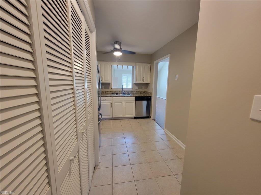 14 Treebark Pl Property Photo 16