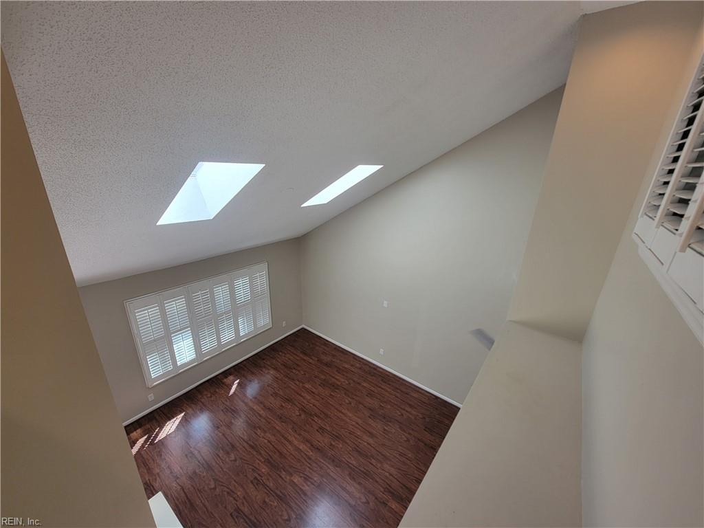 14 Treebark Pl Property Photo 20