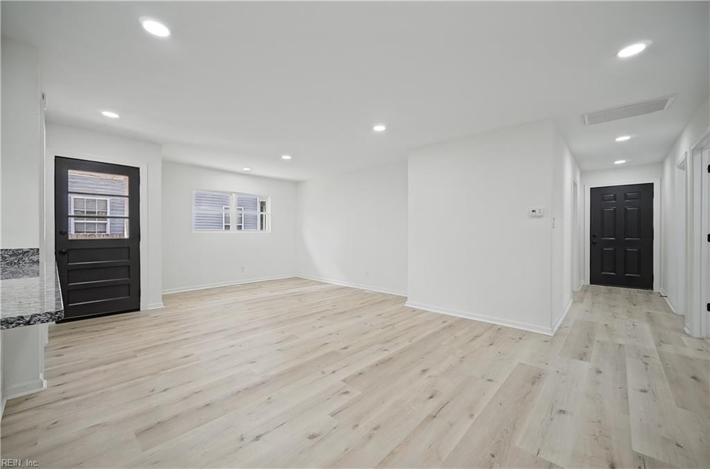 209 Ivey St Property Photo 15