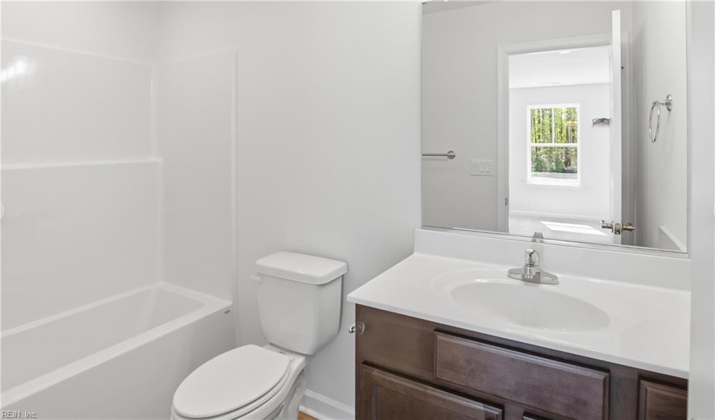 1501 Regal Rd Property Photo 17