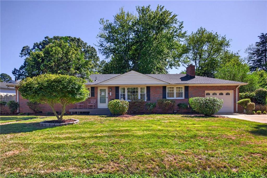 832 Brooke Rd Property Photo 1