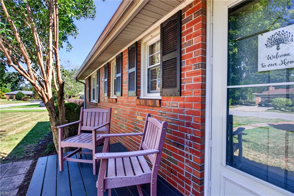 832 Brooke Rd Property Photo 4