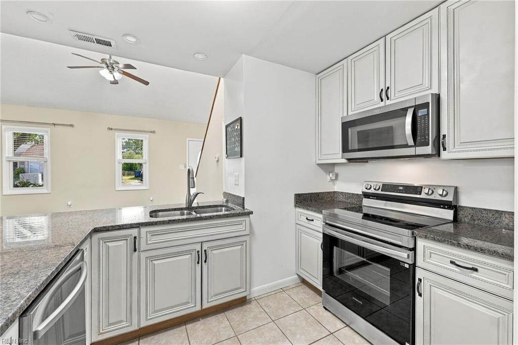450 Troon Chse Property Photo 11