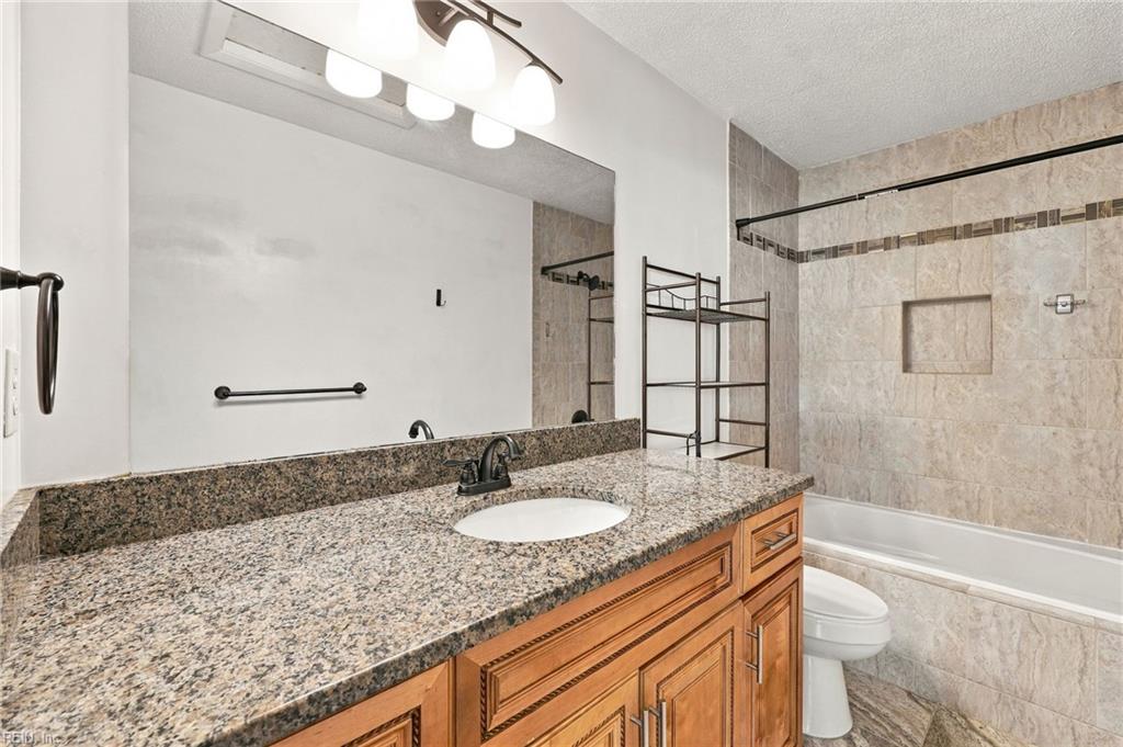 450 Troon Chse Property Photo 31