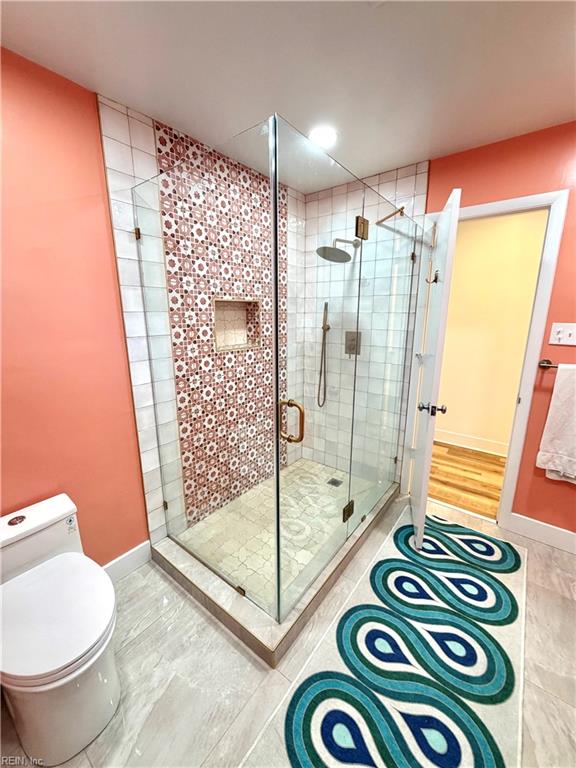 1701 N River Rd Property Photo 28