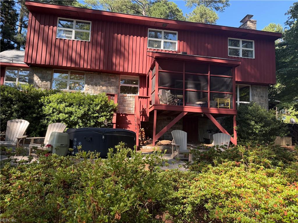 1701 N River Rd Property Photo 42